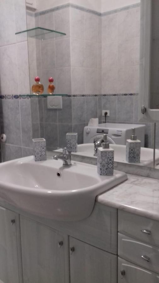 Viky House Apartment La Spezia Bagian luar foto